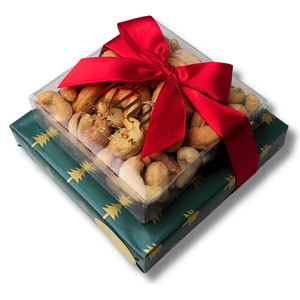 Small Classic Christmas Nut Set