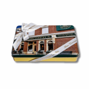 Rhéo Thompson Tin Storefront